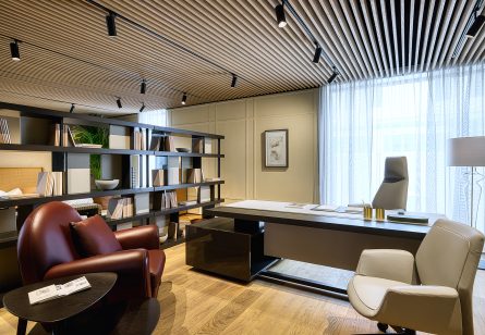 Italian Office Furniture Dubai | Luxury Office Furniture Dubai