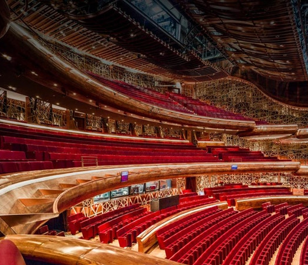 Dubai Opera House